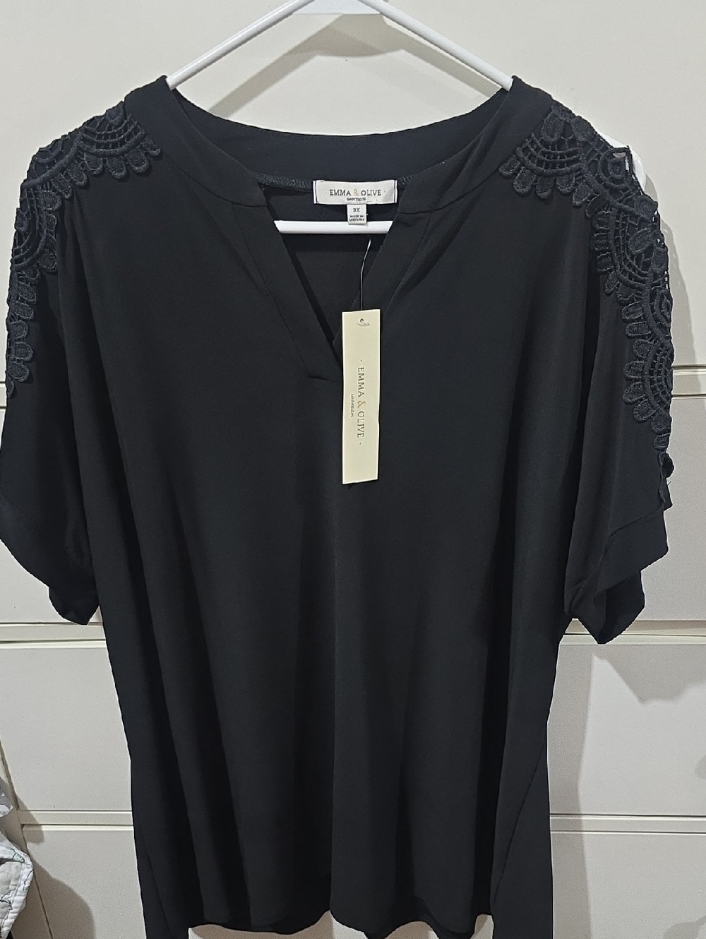 Emma & Olive Black Crochet Shoulder V-Neck Tee